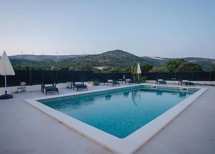 Villa Oliva *
